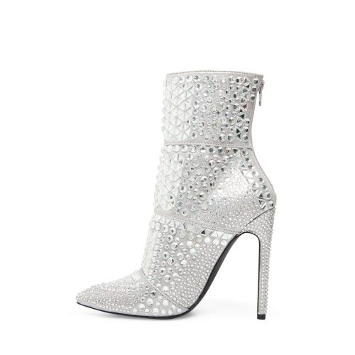 STEVEMADDEN BOOTIES WHOLE RHINESTONES INSIDE