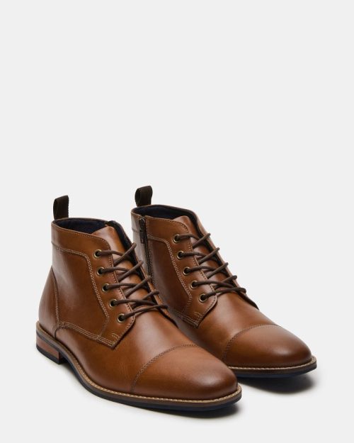 STEVEMADDEN MENS KREW COGNAC LEATHER 01